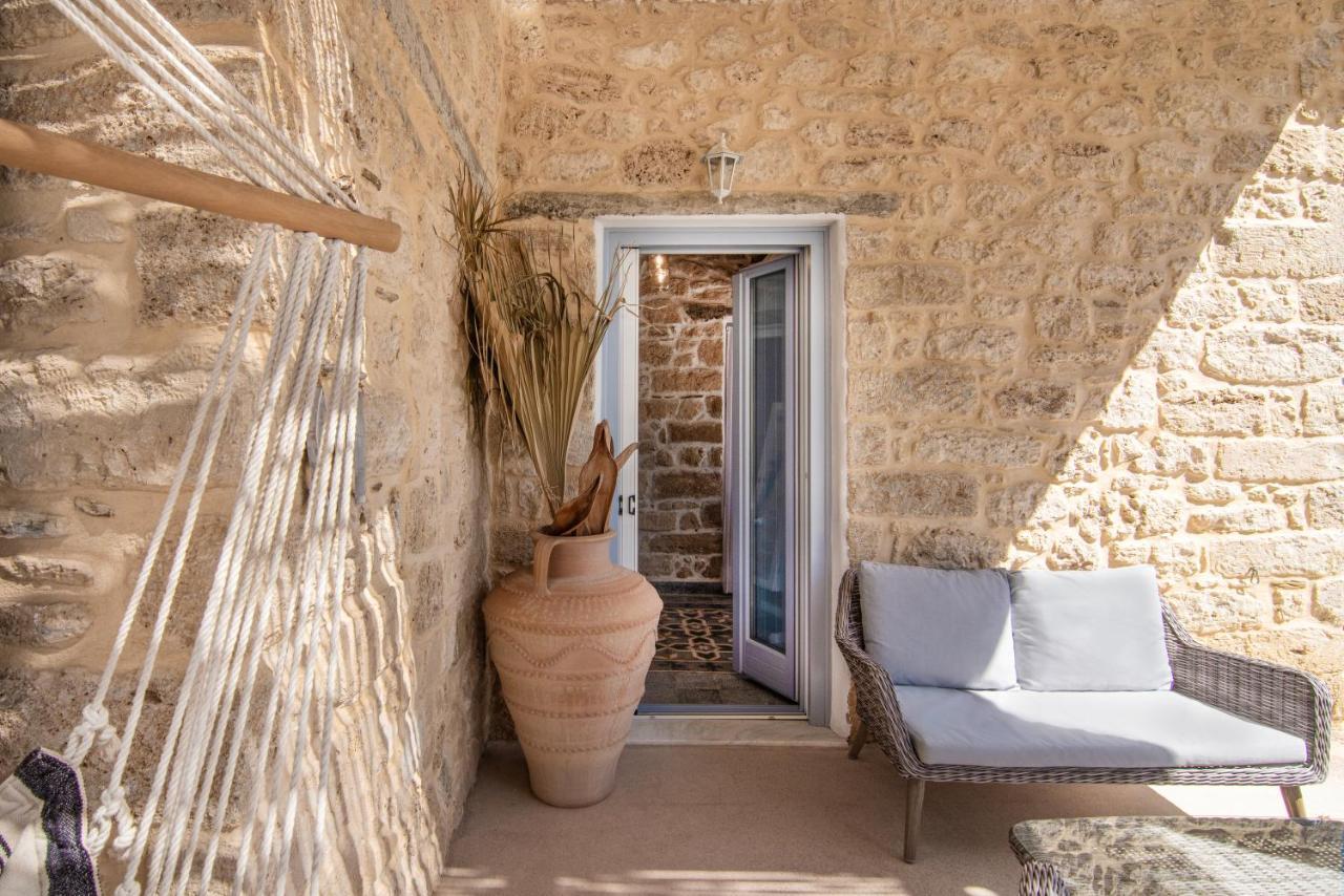 Terra E Sole Spa Suite Aegina Vathi  Экстерьер фото