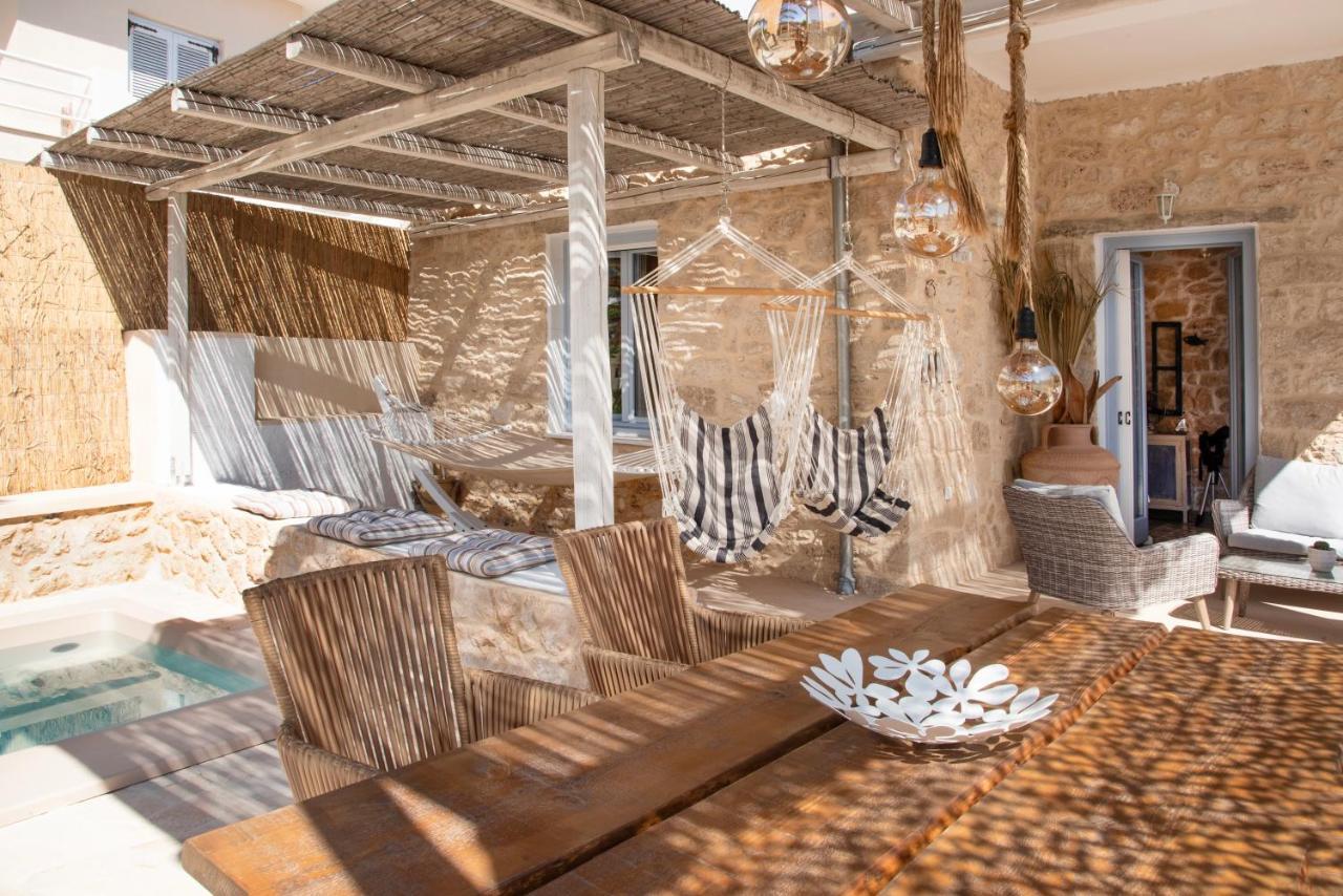 Terra E Sole Spa Suite Aegina Vathi  Экстерьер фото
