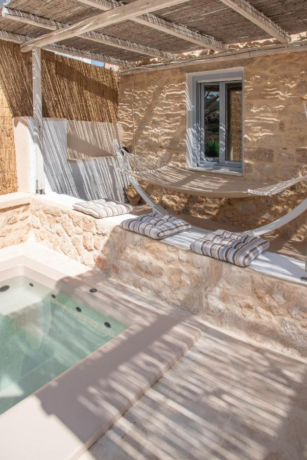 Terra E Sole Spa Suite Aegina Vathi  Экстерьер фото